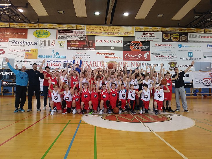 Zmaga pionirjev, ekipa U13 na turnirju Basket 4 kids v Sežani